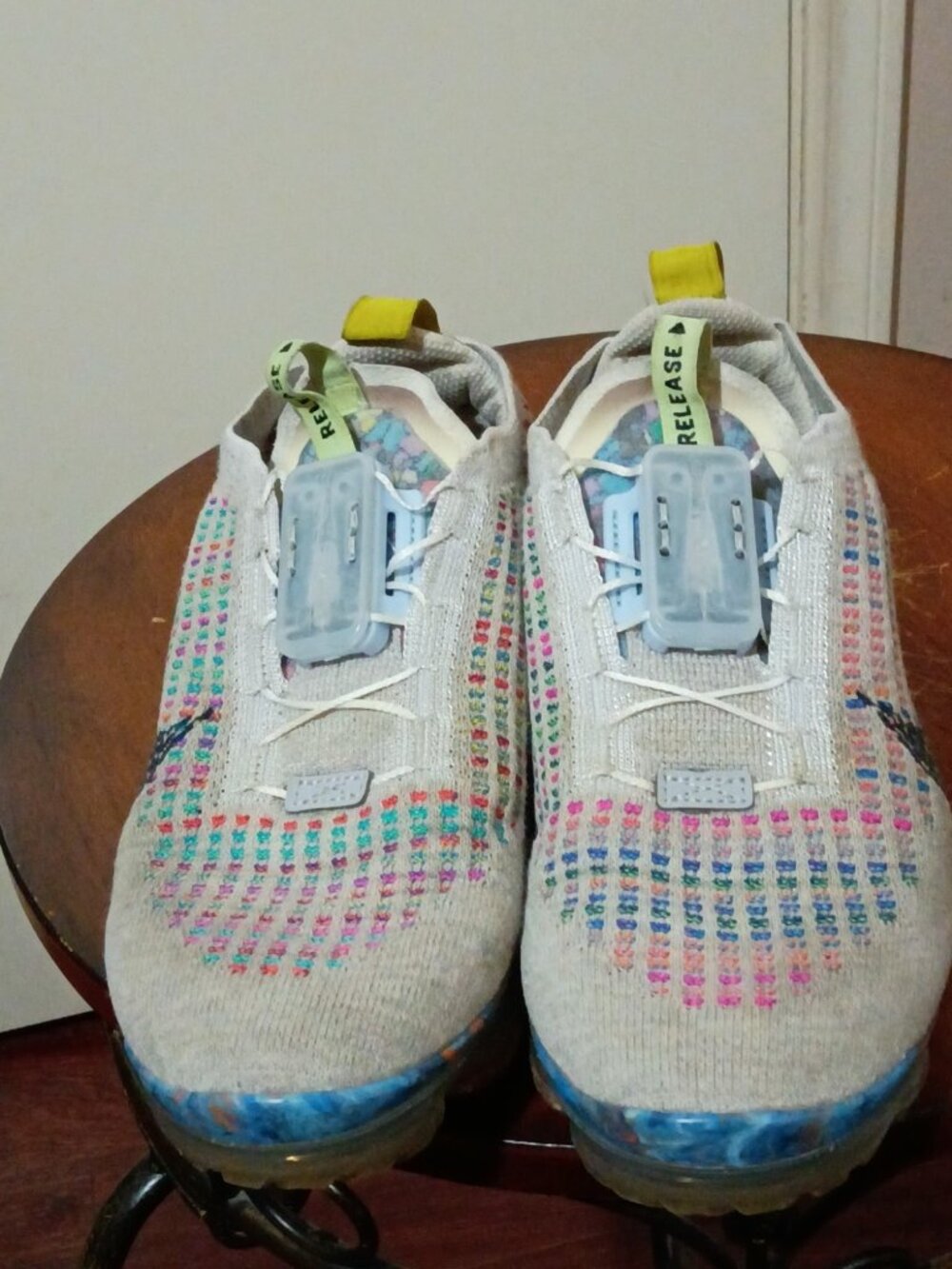 Nike Air VaporMax 2020 Flyknit Shoes Youth Size 4.5Y Running Sneakers CJ4069-003 - Picture 5 of 13